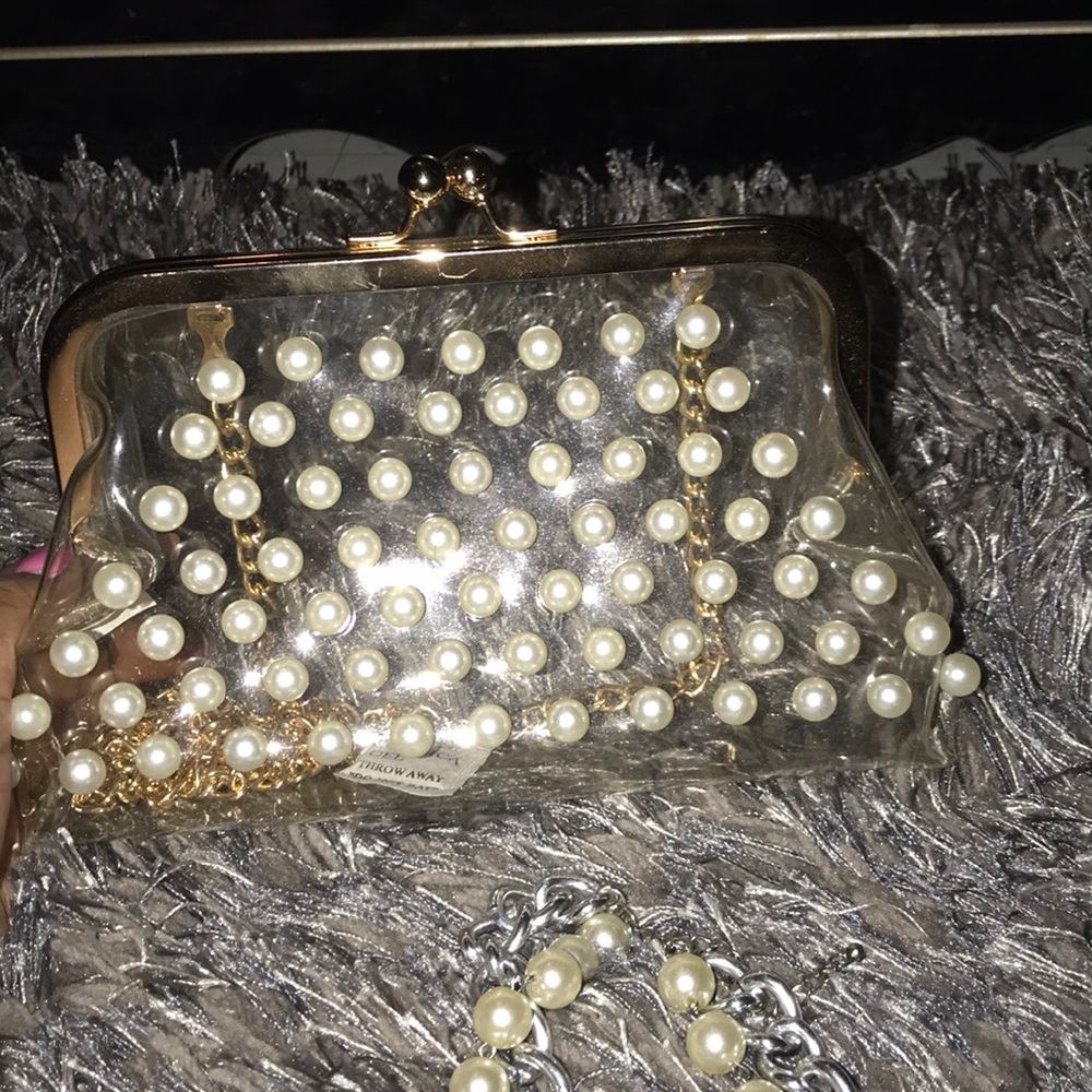 Cute clear pearl clutch purse